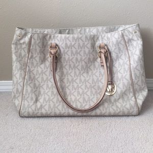 Large Michael Kors bag